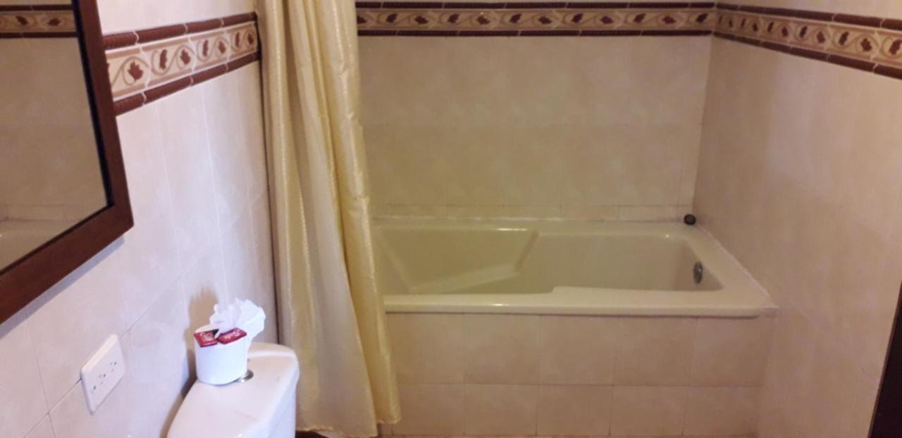 Hotel D' Oscar Cali Zewnętrze zdjęcie